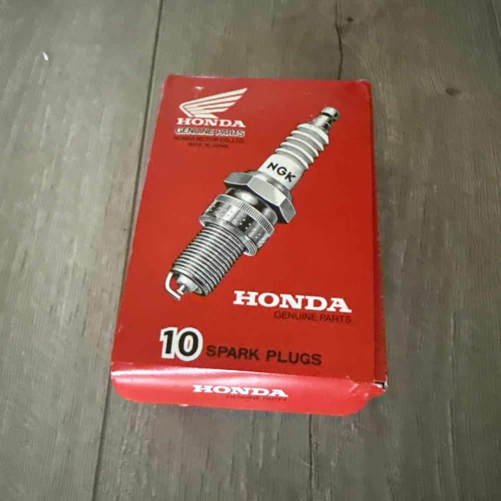 NEW 10 Pack Genuine Honda 98079-56846 Spark Plug  BPR6ES OEM‎